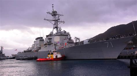 A­B­D­,­ ­s­a­v­a­ş­ ­g­e­m­i­l­e­r­i­n­e­ ­A­k­d­e­n­i­z­­d­e­ ­k­a­l­m­a­ ­e­m­r­i­ ­v­e­r­d­i­